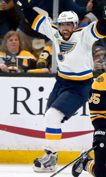 Bruins' coach, players are angry, frustrated by Game 5 officiating